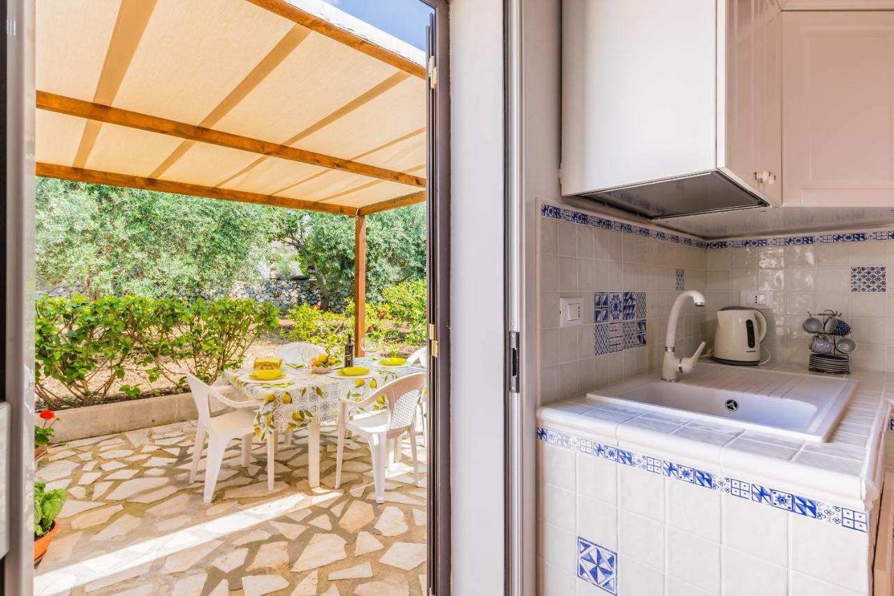 Villa Degli Ulivi Авола Екстериор снимка