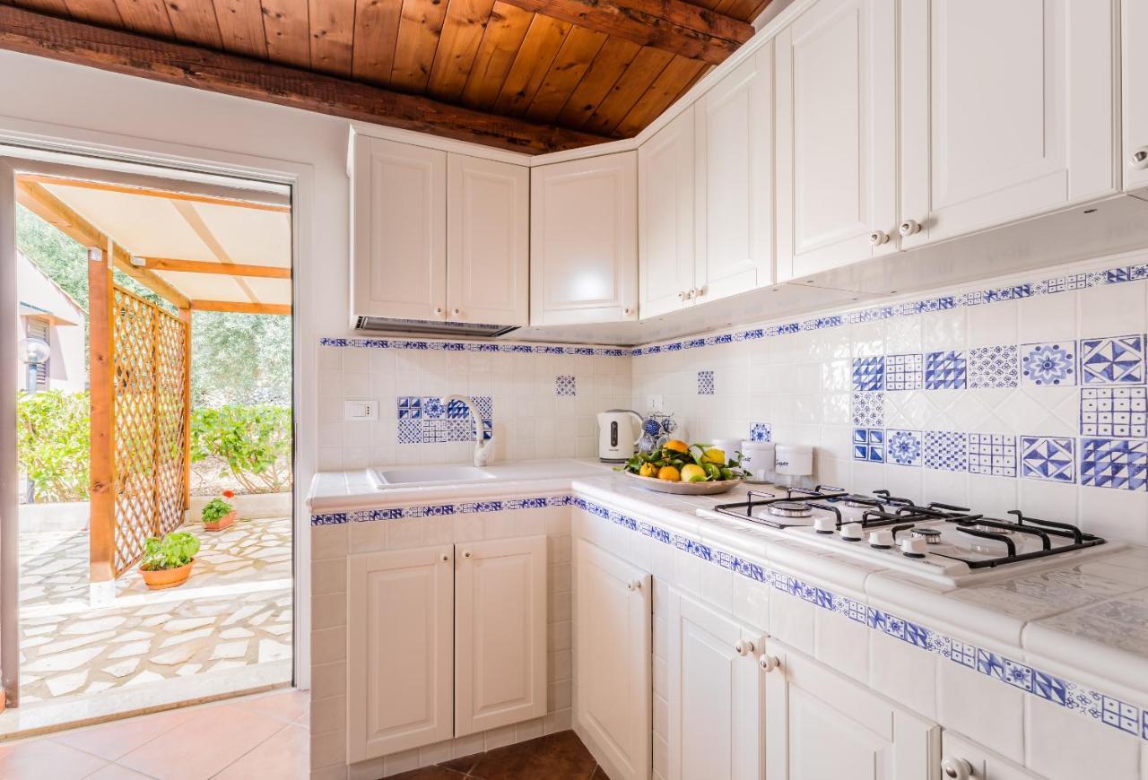 Villa Degli Ulivi Авола Екстериор снимка