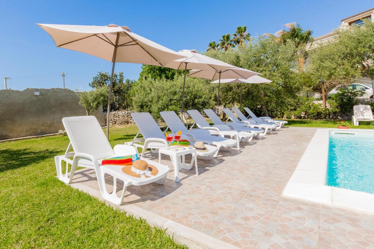 Villa Degli Ulivi Авола Екстериор снимка